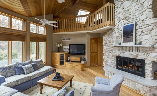 Comment habiller une cheminée en pierre de parement efficacement ?